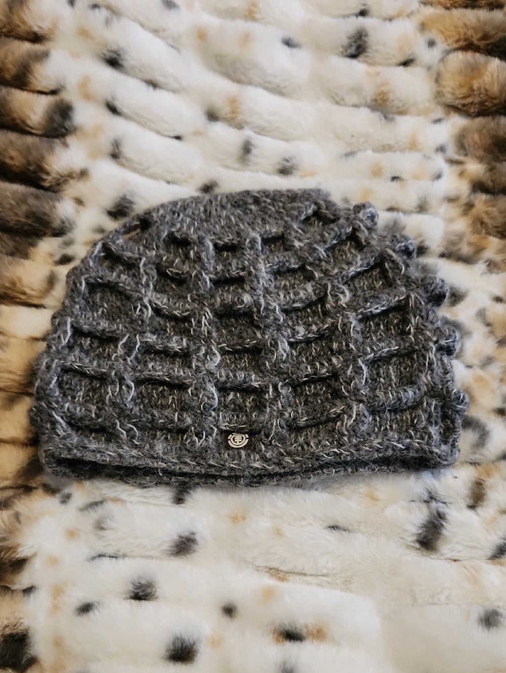 Men's Gray Wool Knit Beanie - Cozy Winter Accessory